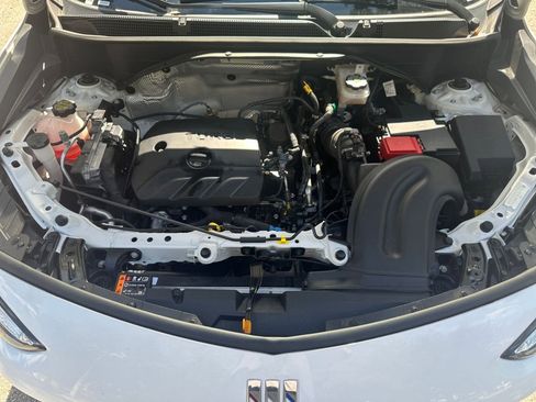 Used 2025 Buick Encore GX Preferred image 25