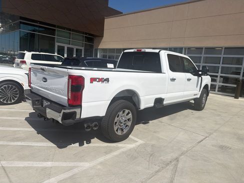 Used 2024 Ford F350 Lariat w/ Lariat Ultimate Package AWD/4WD image 4