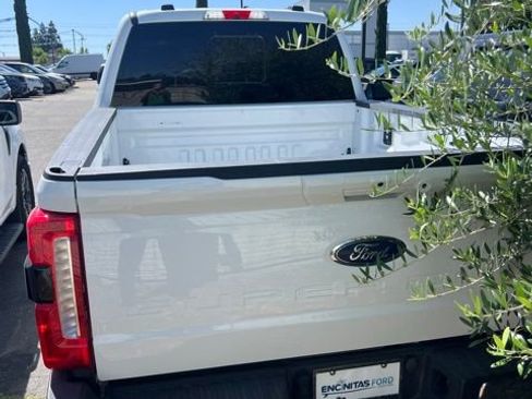 Used 2024 Ford F250 Lariat AWD/4WD image 8