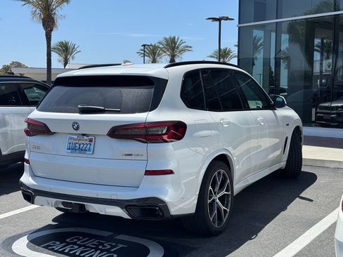 Used 2022 BMW X5 xDrive45e w/ M Sport Package AWD/4WD image 4