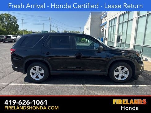 Used 2023 Honda Pilot LX image 7