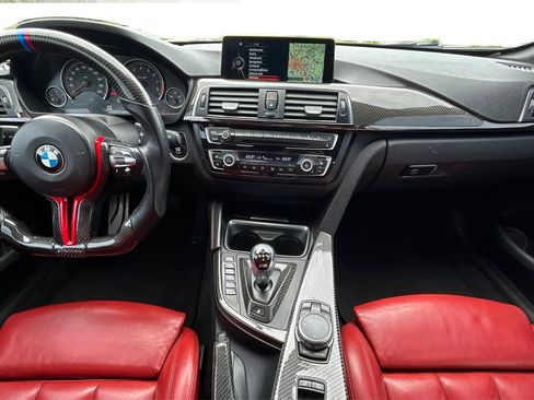 Used 2016 BMW M4 Convertible RWD image 31