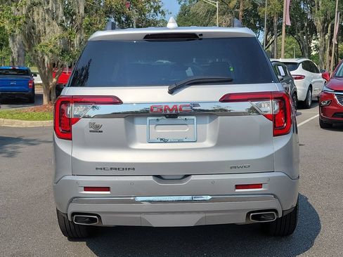 Used 2020 GMC Acadia Denali w/ Denali Ultimate Package AWD/4WD image 8