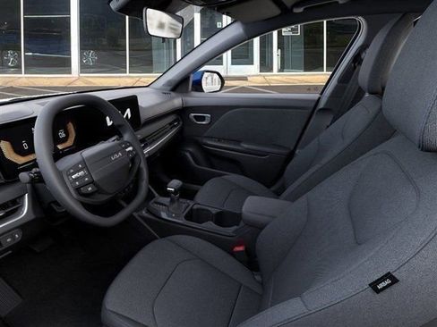 New 2026 Kia K4 FWD image 17