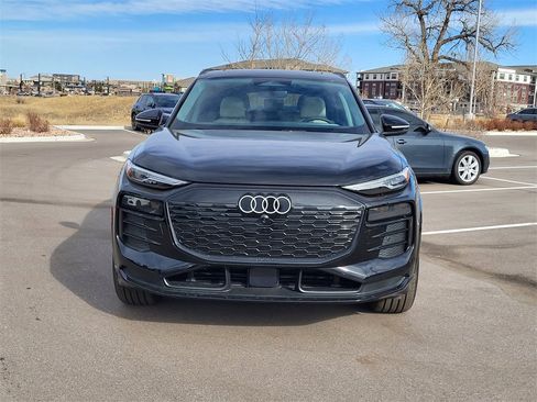 New 2025 Audi Q6 e-tron Premium image 5