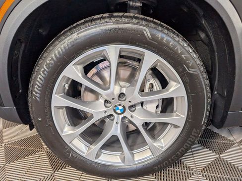 New 2026 BMW X5 xDrive40i w/ Premium Package image 10