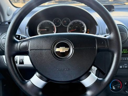 Used 2011 Chevrolet Aveo LT w/ Power and Convenience Package FWD image 11