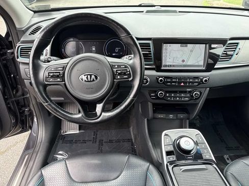 Used 2019 Kia Niro EX Premium w/ Cold Weather Package 1.0 FWD image 18