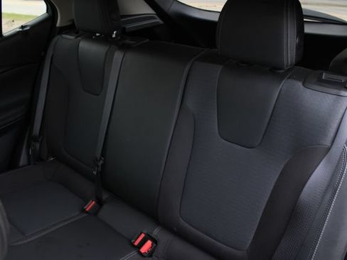Used 2021 Buick Encore GX Preferred FWD image 19