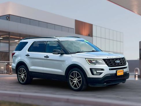 Used 2017 Ford Explorer Sport AWD/4WD image 5