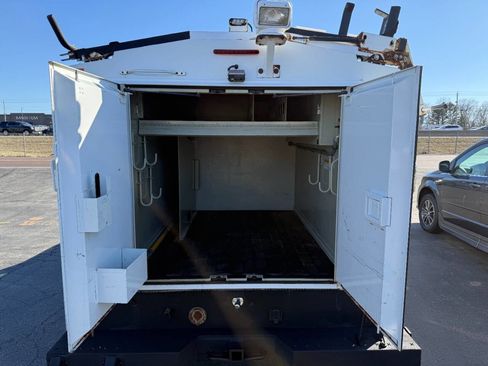 Used 2014 Chevrolet Silverado 3500 W/T image 8