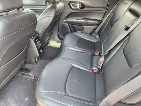 Used 2025 Jeep Compass Trailhawk AWD/4WD image 19