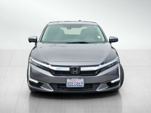 Used 2018 Honda Clarity Plug-In Hybrid image 2