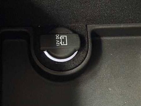 Used 2019 Chrysler 300 Limited w/ Safetytec Plus Group image 41