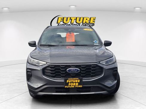 Certified 2025 Ford Escape ST-Line image 2