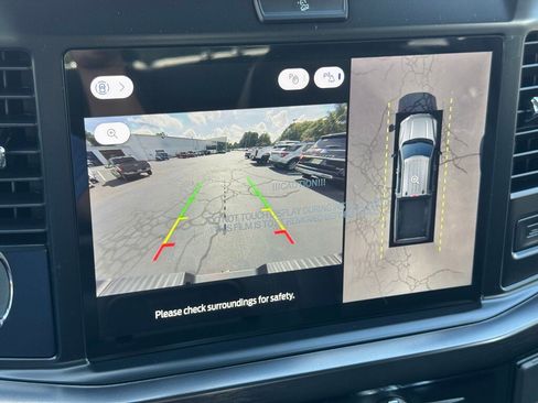 New 2026 Ford F250 Lariat w/ FX4 Off-Road Package image 11