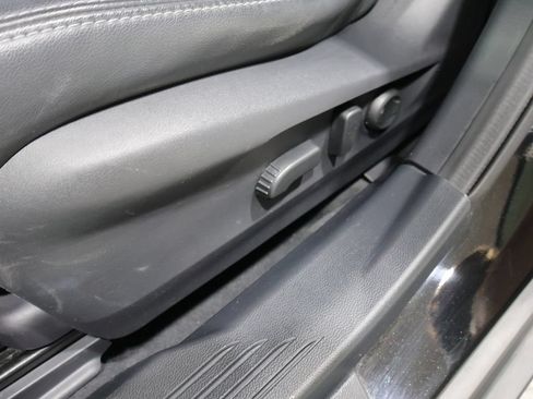 Used 2022 Subaru Outback Limited AWD/4WD image 10