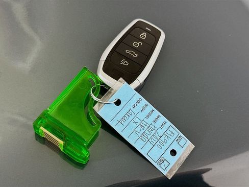 Used 2024 Honda HR-V LX image 31