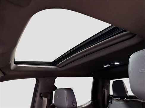 Used 2020 GMC Sierra 1500 Denali w/ Technology Package image 25