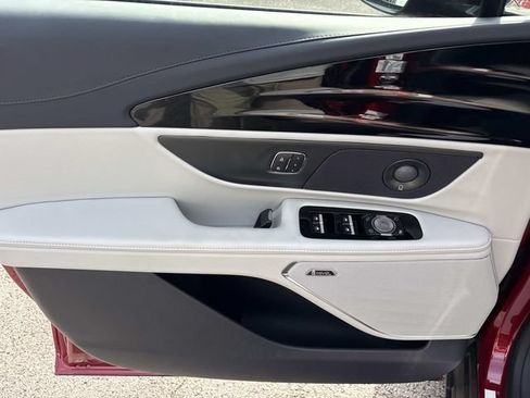 New 2026 Lincoln Nautilus Reserve w/ Jet Appearance Package AWD/4WD image 18