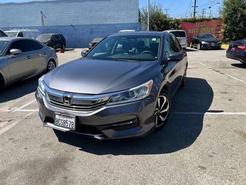 Used 2017 Honda Accord EX-L image 28
