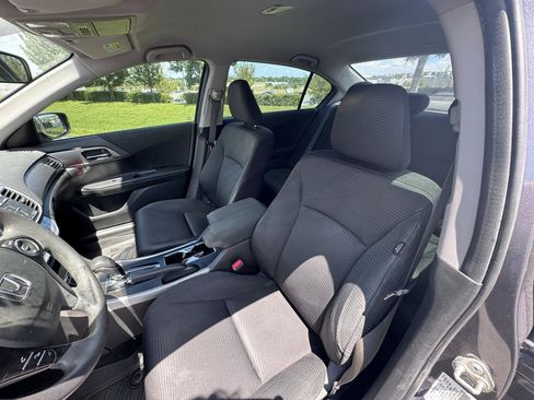 Used 2015 Honda Accord LX image 18