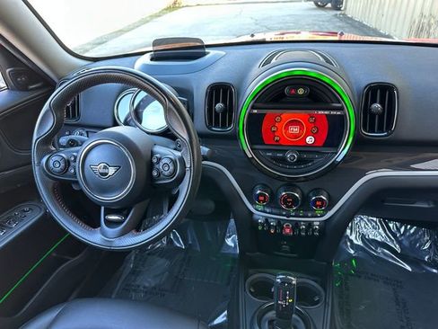 Used 2020 MINI Cooper Countryman S w/ Premium Package image 17