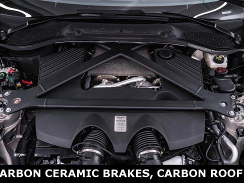 Used 2025 Aston Martin V8 Vantage Coupe image 32
