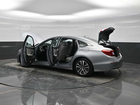 Used 2019 Honda Accord Touring image 42