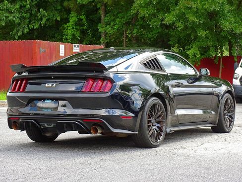 Used 2017 Ford Mustang GT Premium w/ Equipment Group 401A RWD image 18