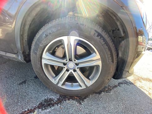 Used 2016 Mercedes-Benz GLC 300 4MATIC image 25