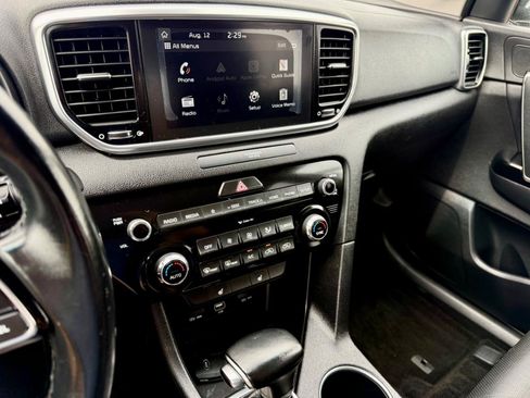 Used 2020 Kia Sportage EX AWD/4WD image 22