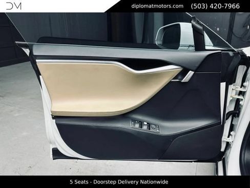 Used 2013 Tesla Model S Performance RWD image 24