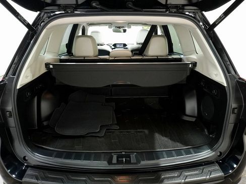 Used 2020 Subaru Forester Limited w/ Popular Package #3 image 6