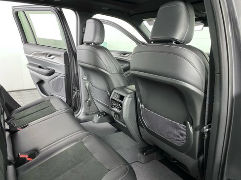 New 2026 Jeep Grand Cherokee Altitude AWD/4WD image 23