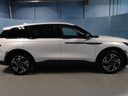 New 2026 Lincoln Nautilus Premier w/ Equipment Group 102A image 39