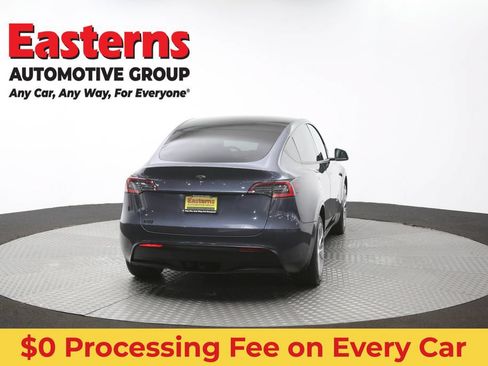 Used 2020 Tesla Model Y Long Range AWD/4WD image 32