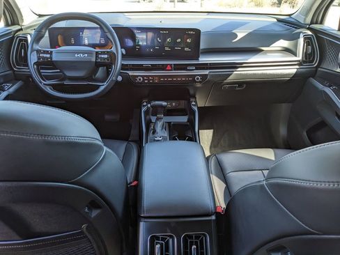 Certified 2026 Kia Sorento S FWD image 13