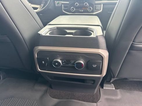 Used 2023 Ford Expedition XLT RWD image 19