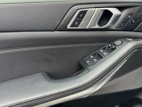 Used 2019 BMW X5 xDrive50i image 12