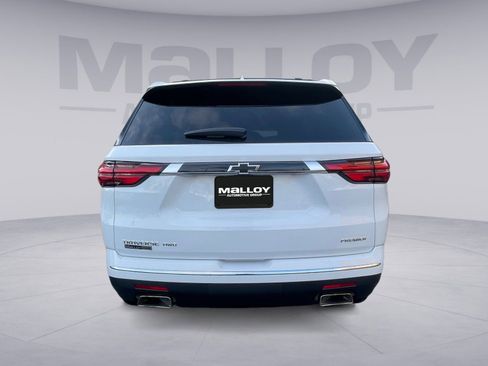 Used 2023 Chevrolet Traverse Premier w/ LPO, Cargo Package image 4