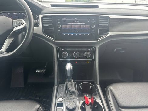 Used 2023 Volkswagen Atlas SE w/ Black Wheel Package AWD/4WD image 21
