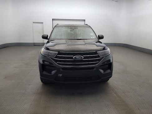 Used 2022 Ford Explorer XLT image 15
