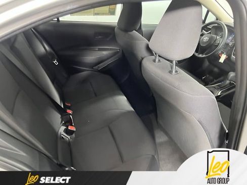 Used 2024 Toyota Corolla LE FWD image 17
