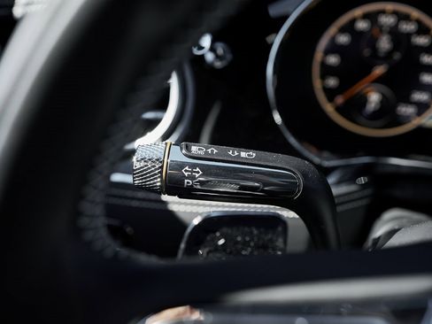 Used 2024 Bentley Flying Spur S V8 image 53