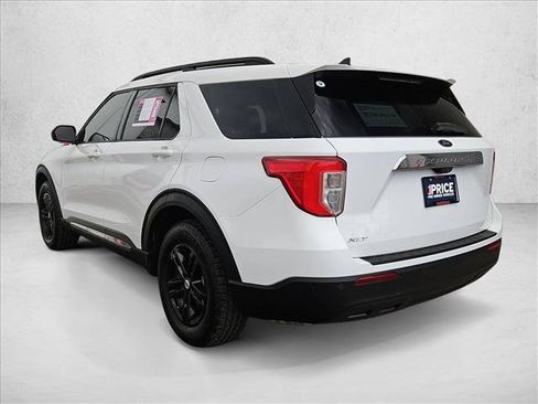 Used 2021 Ford Explorer XLT RWD image 8