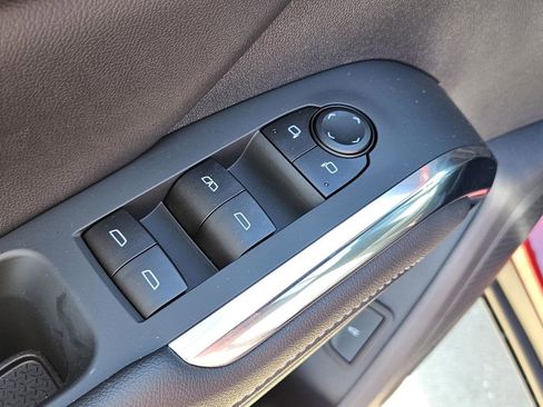 New 2026 Chevrolet Traverse LT image 15