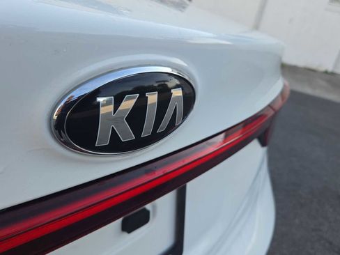 Used 2019 Kia Forte LXS image 12