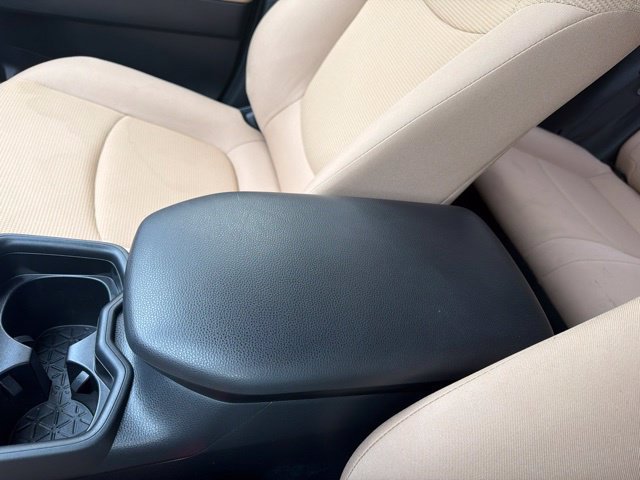 Used 2020 Toyota RAV4 LE w/ All Weather Liner Package AWD/4WD image 35