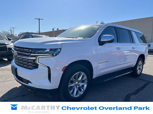 Used 2023 Chevrolet Suburban Premier image 7